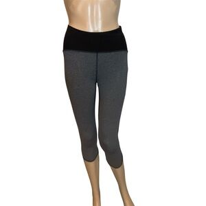 Lululemon Train Times Crop Leggings Workout Training Heathered Black Size 6 EUC